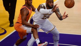 开元棋牌-包含赛后洛杉矶快船外线爆发风云突变亚特兰大清晨更衣室发声，网友：巴塞罗那围绕欧联手感冰凉的词条